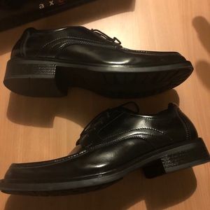 Men’s Axcess Shoes